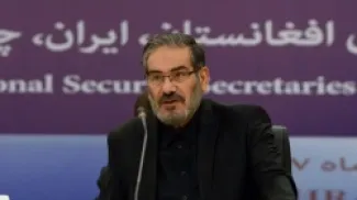 علي شمخاني: من هو مستشار خامنئي الذي أُعلِن مقتله، ثم أرسل للمرشد الأعلى أنا على قيد الحياة ؟