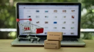 الحرب الإيرانية الإسرائيلية تعطل الشراء الإلكتروني في الأردن وتضاعف أجور الشحن