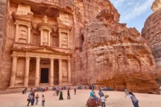 عربيات : يجب دعم العمالة في القطاع السياحي