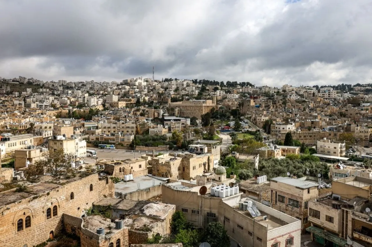 عبر (خبرني).. عشيرة الجعبري تتبرأ من مبادرة (إمارة الخليل)