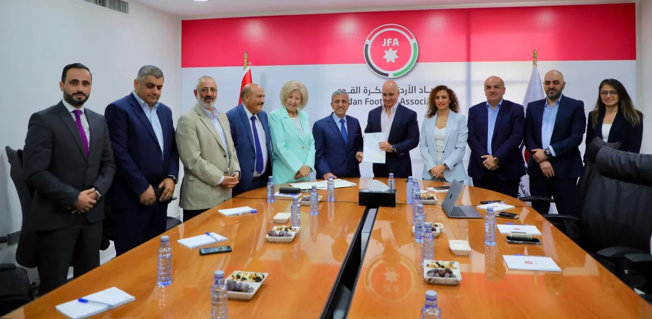 مجلس الأعيان يتبرع بخمسين ألف دينار دعماً للمنتخب الأردني