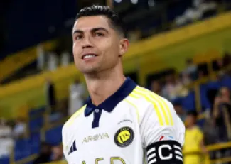 باختيار الجماهير.. رونالدو لاعب الموسم في الدوري السعودي