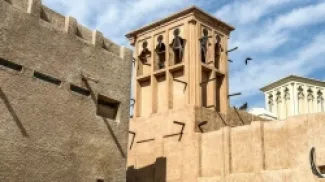 ماذا نعرف عن أسرار شوارع دبي القديمة التي تتحدى لهيب الصيف؟