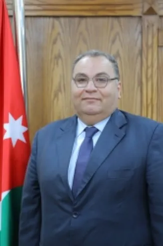 تجديد تعيين نضال الرمحي رئيساً لجامعة الزرقاء الخاصة لأربع سنوات