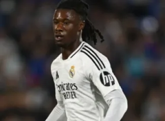 52 مليون يورو من تشيلسي لضم كامافينغا